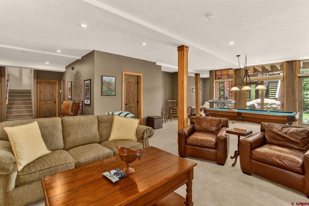 17b Garland Drive Property Photo 41