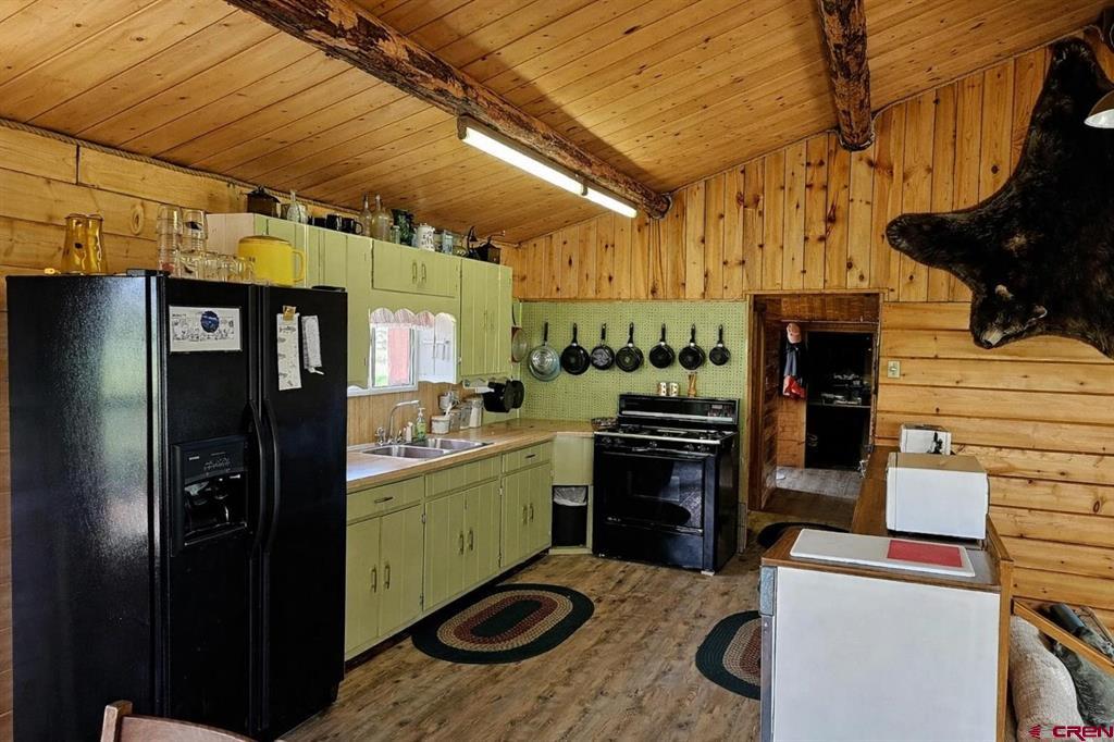 4650 Us Fsrd 516 Cabin #6 Property Photo 12