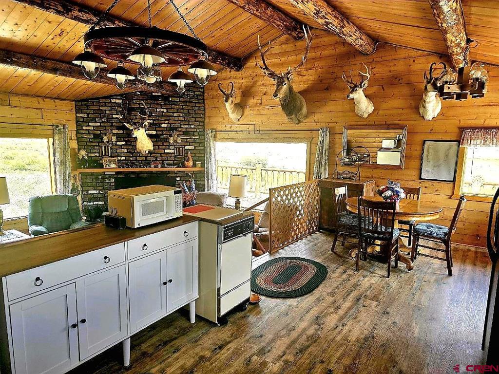 4650 Us Fsrd 516 Cabin #6 Property Photo 14