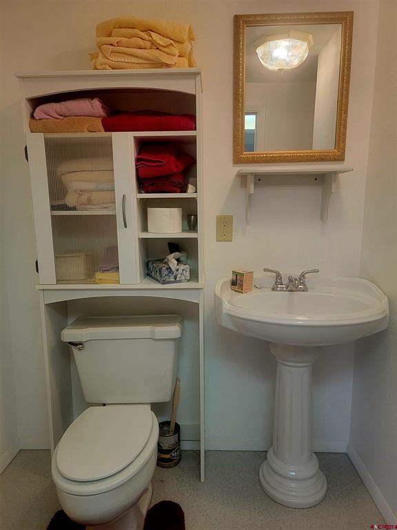 4650 Us Fsrd 516 Cabin #6 Property Photo 26