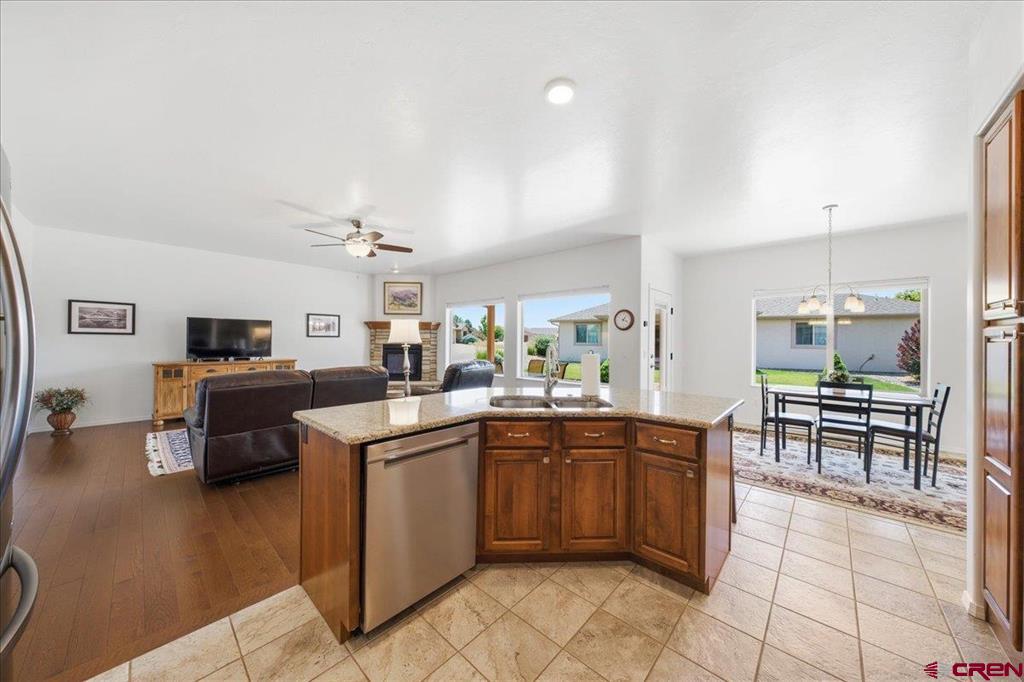 1244 Peppertree Drive Property Photo 14
