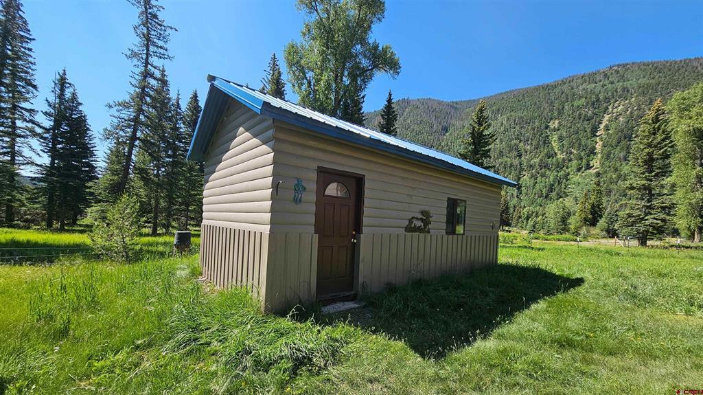 20970 Forest Service Road 250 Property Photo 30
