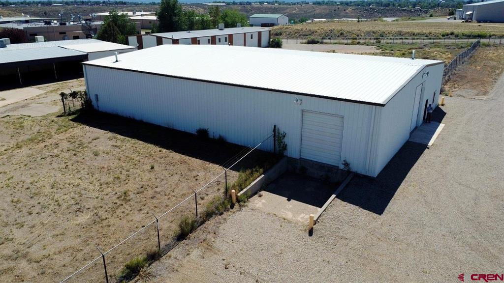 2011 Industrial Road Property Photo 3
