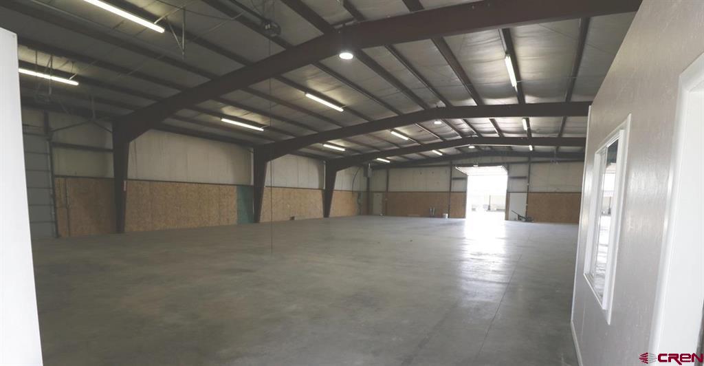 2011 Industrial Road Property Photo 5