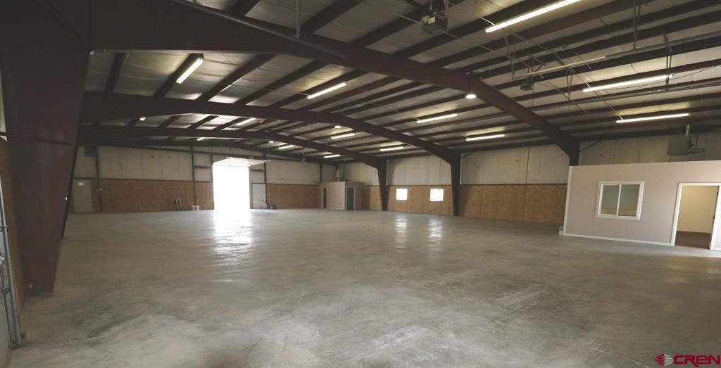 2011 Industrial Road Property Photo 6