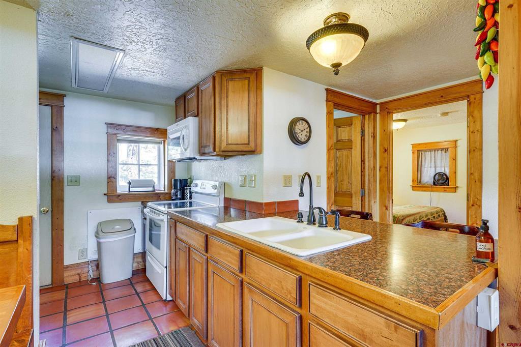 6656 Highway 12 Property Photo 29