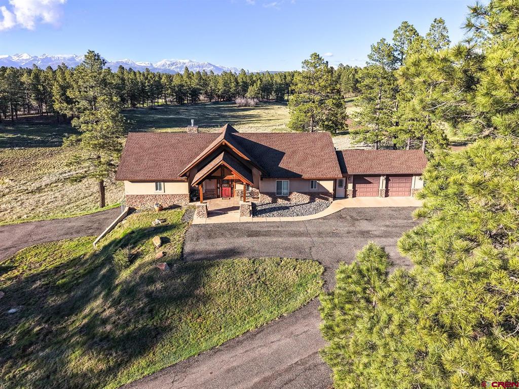 584 Oren Road Property Photo 4
