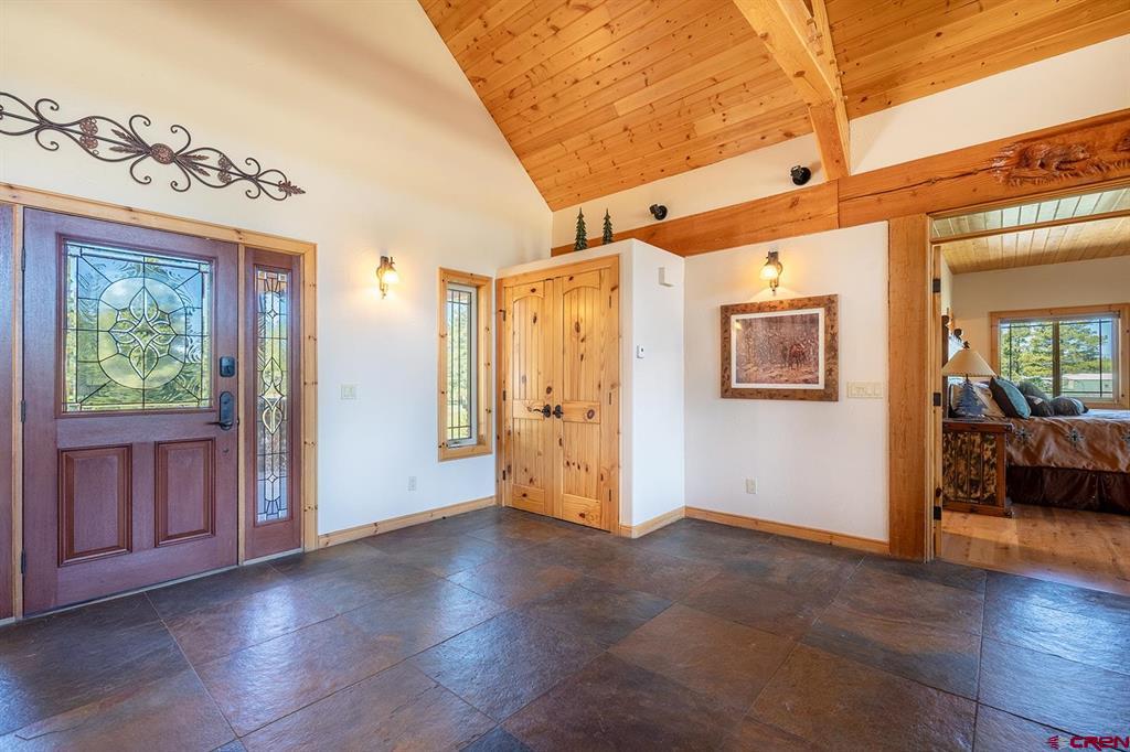 584 Oren Road Property Photo 9