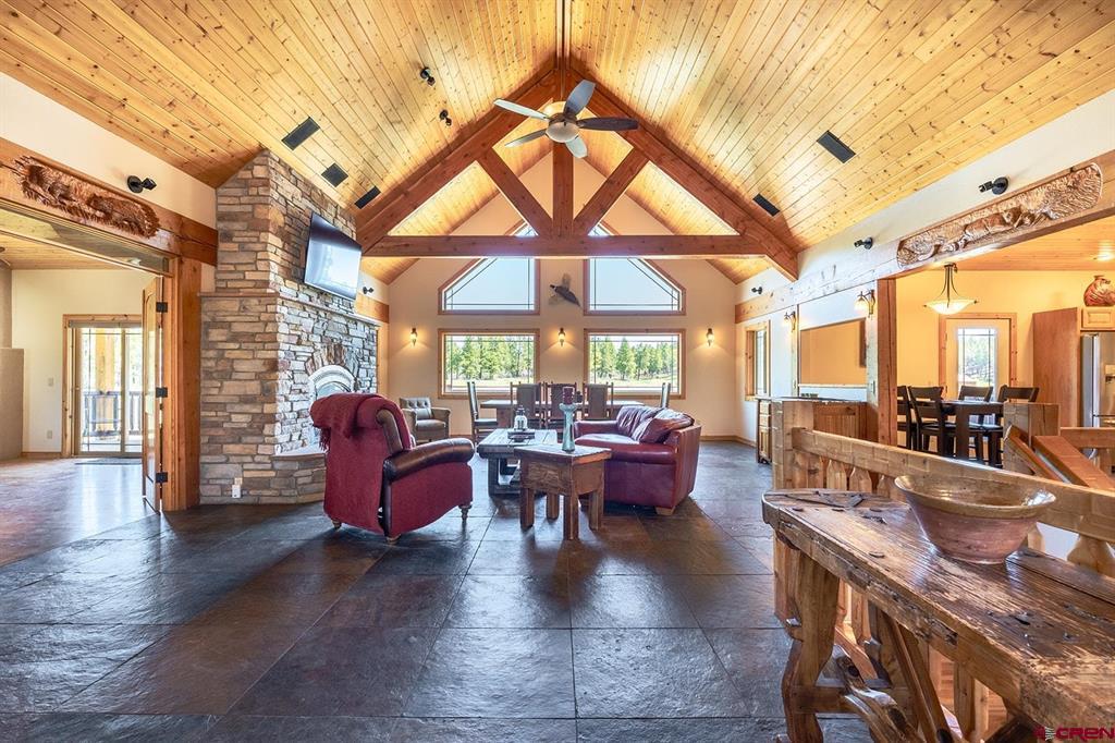 584 Oren Road Property Photo 10