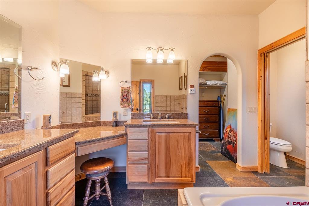584 Oren Road Property Photo 17