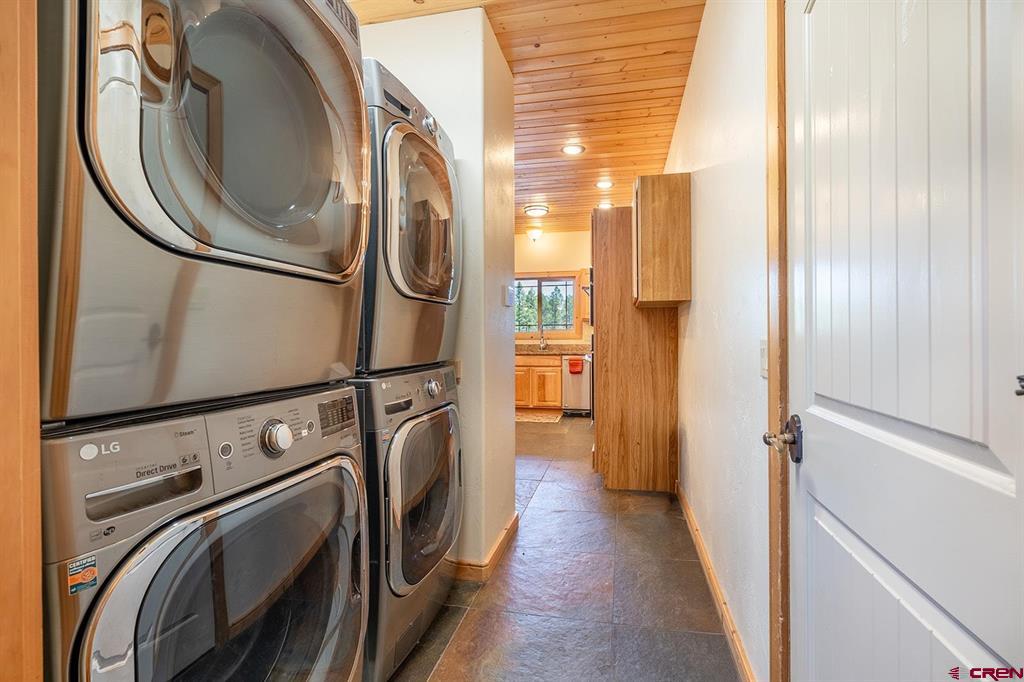 584 Oren Road Property Photo 21