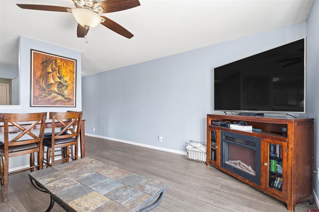 391 Summer Glen Drive Property Photo 6