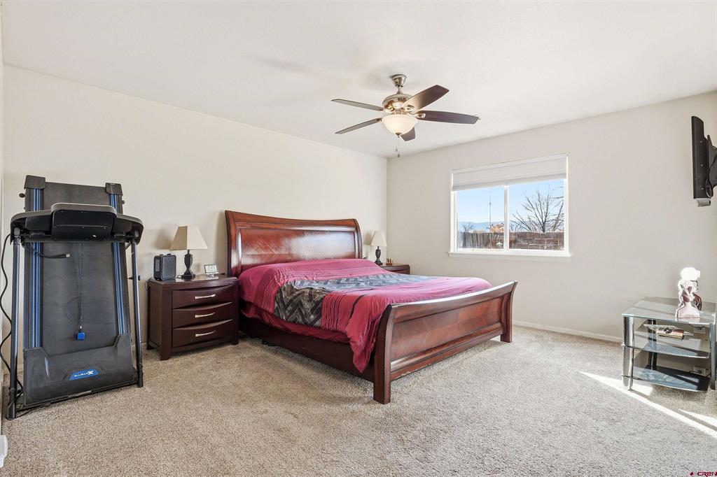 391 Summer Glen Drive Property Photo 10