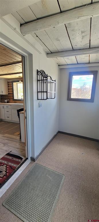1010 Oak Street Property Photo 15