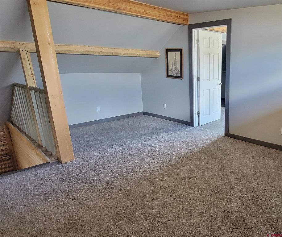 1010 Oak Street Property Photo 21