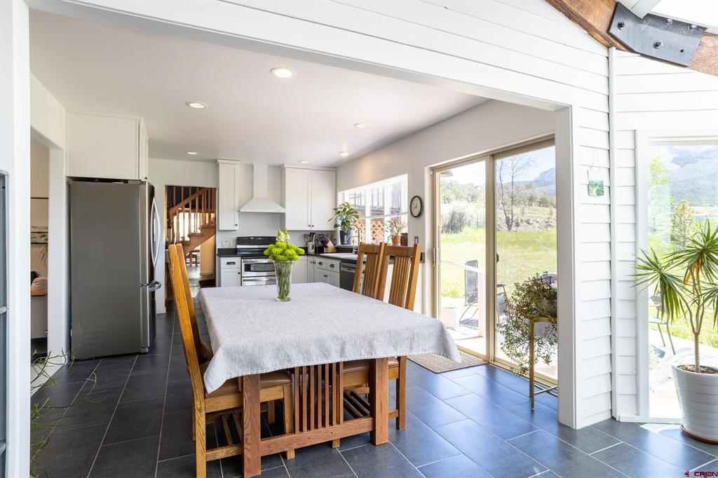 42224 Foothills Road Property Photo 14