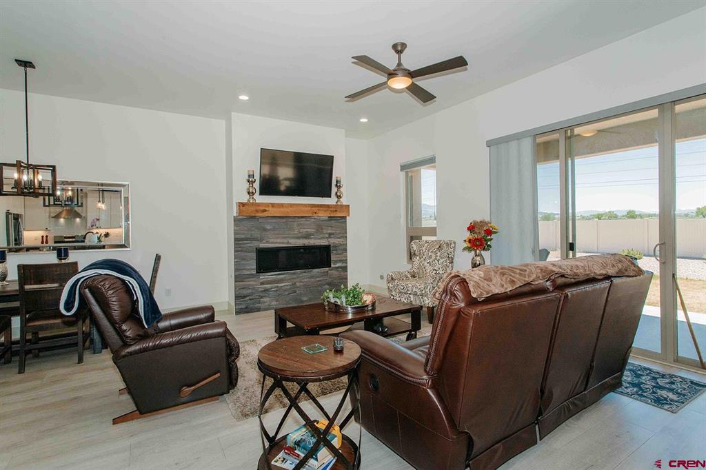 2802 Benchmark Lane Property Photo 3