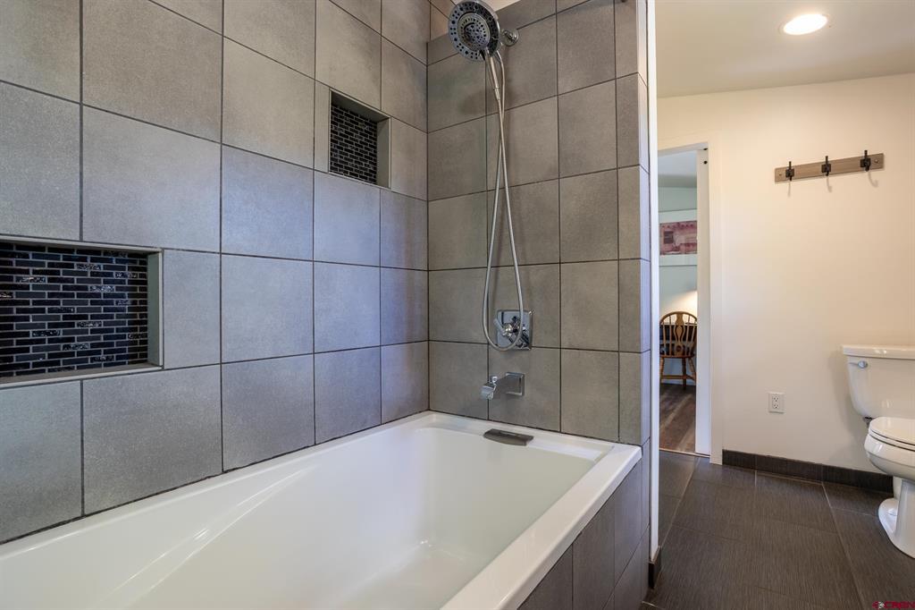 128 Colorado Avenue Property Photo 17