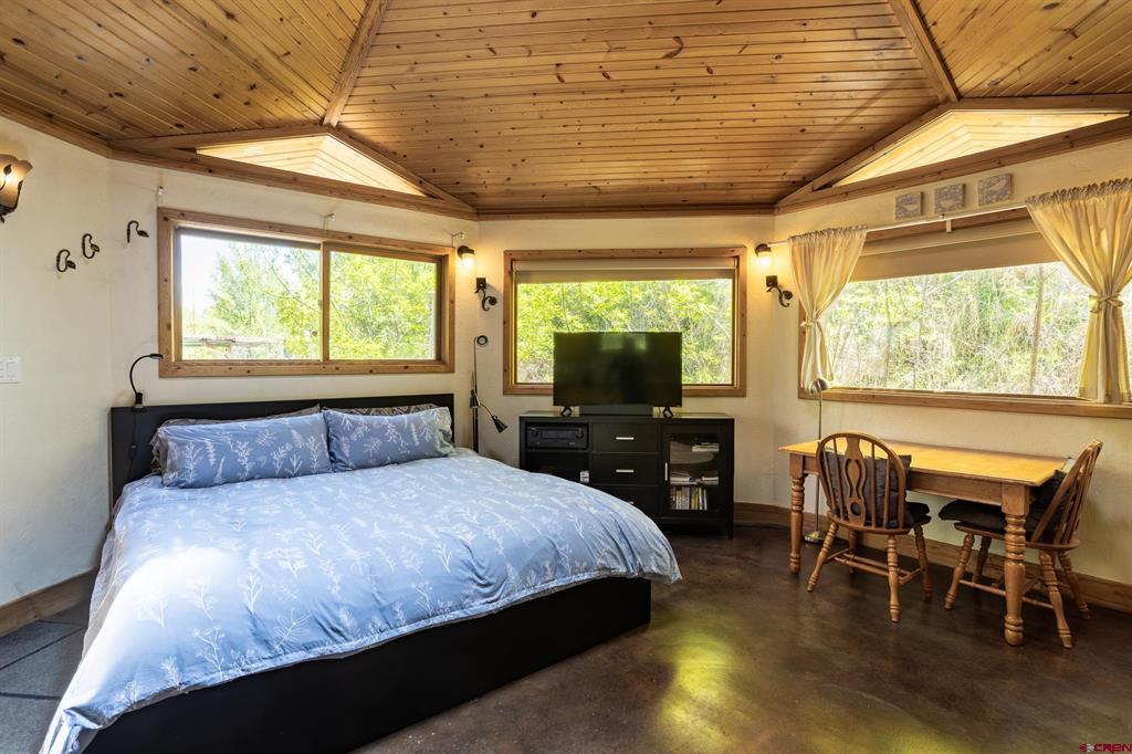 128 Colorado Avenue Property Photo 28