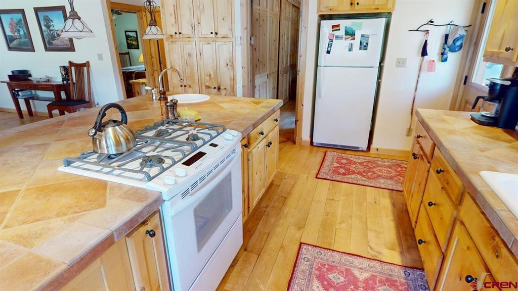 1130 Ocean Wave Drive Property Photo 5