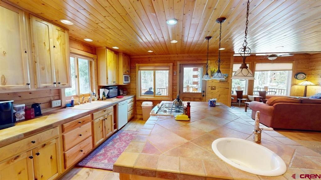 1130 Ocean Wave Drive Property Photo 6