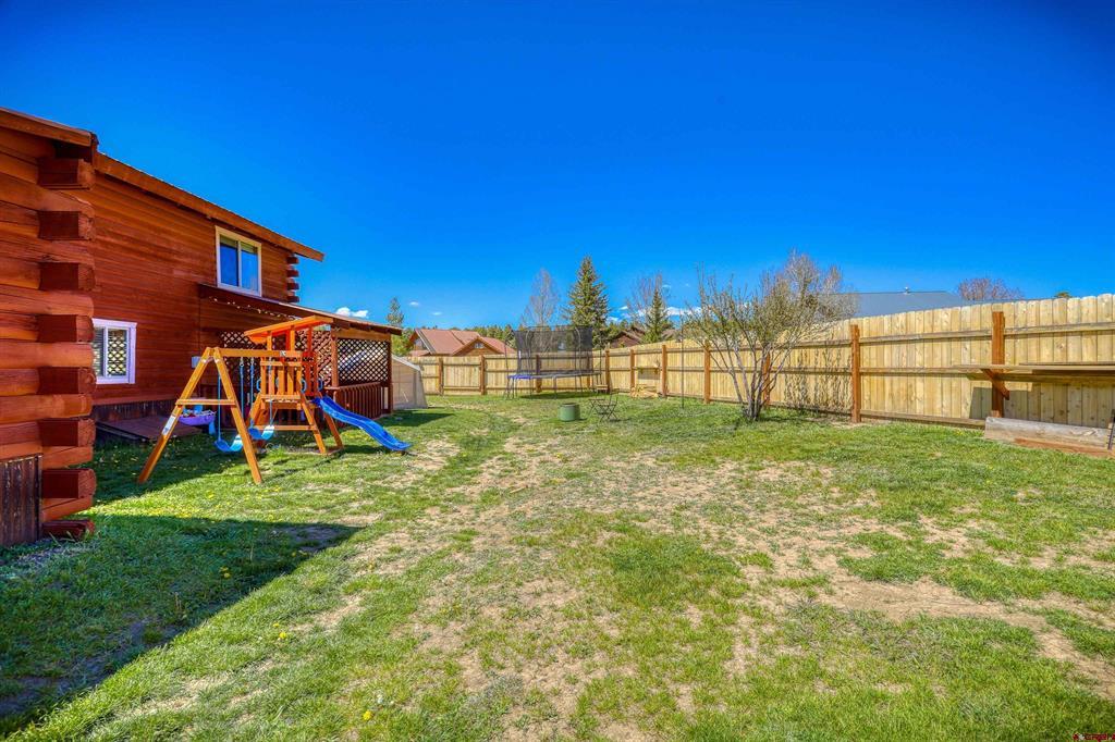 2073 Park Avenue Property Photo 4