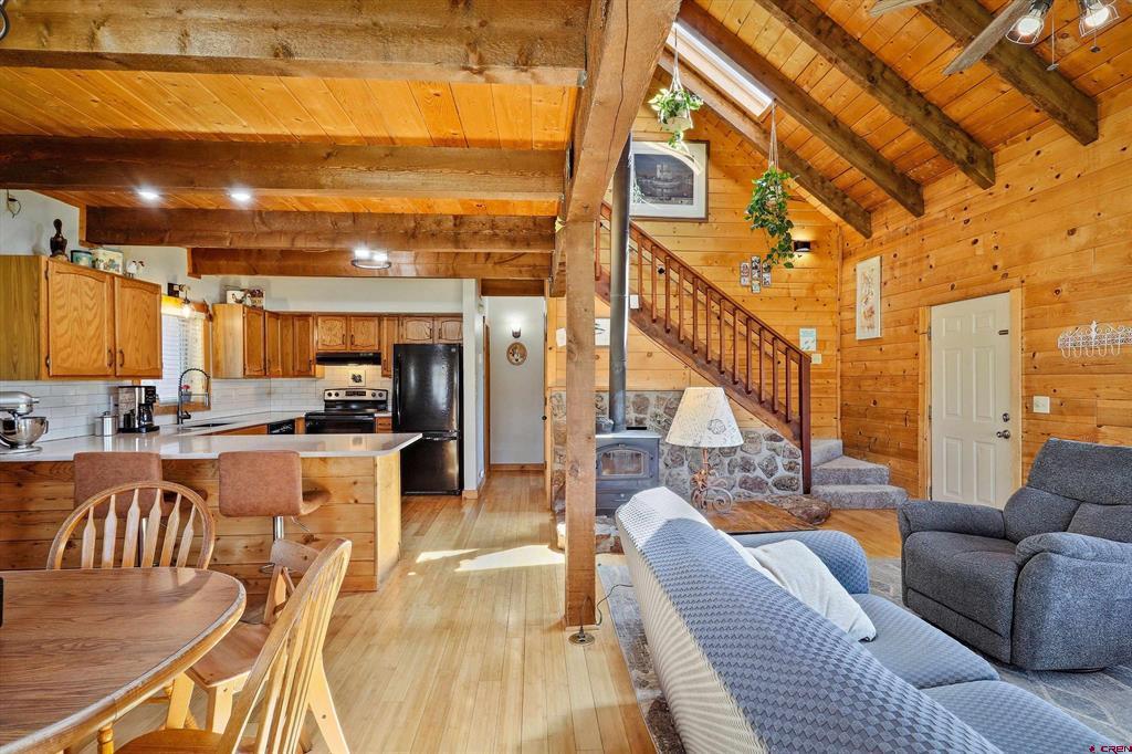 2073 Park Avenue Property Photo 9