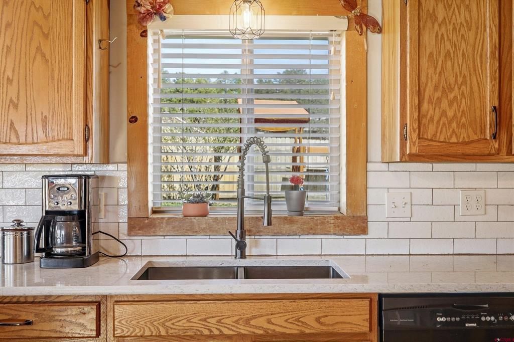 2073 Park Avenue Property Photo 12
