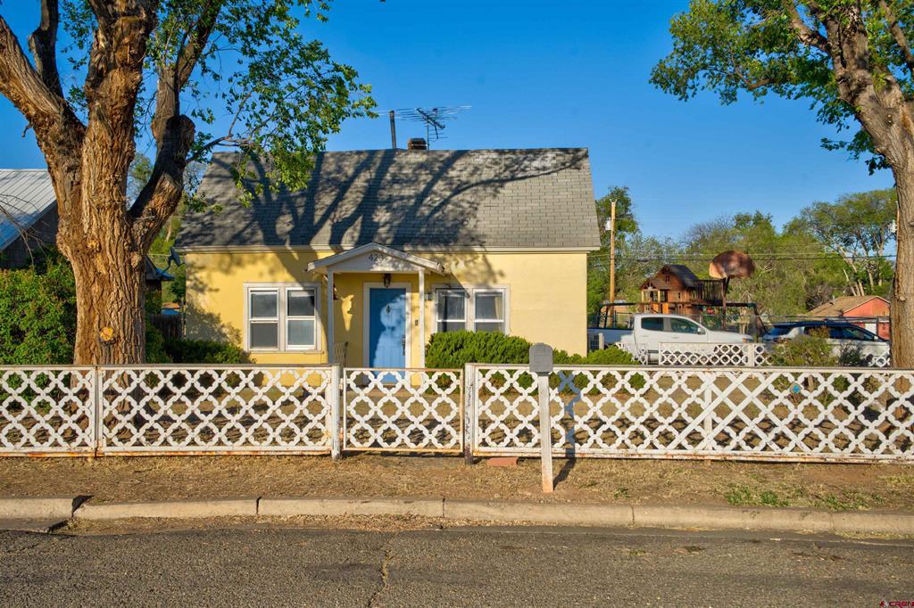 420 S Beech Street Property Photo 1