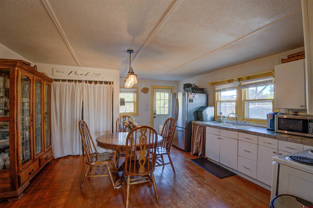 420 S Beech Street Property Photo 7