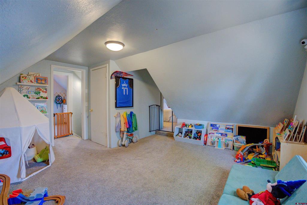 420 S Beech Street Property Photo 15