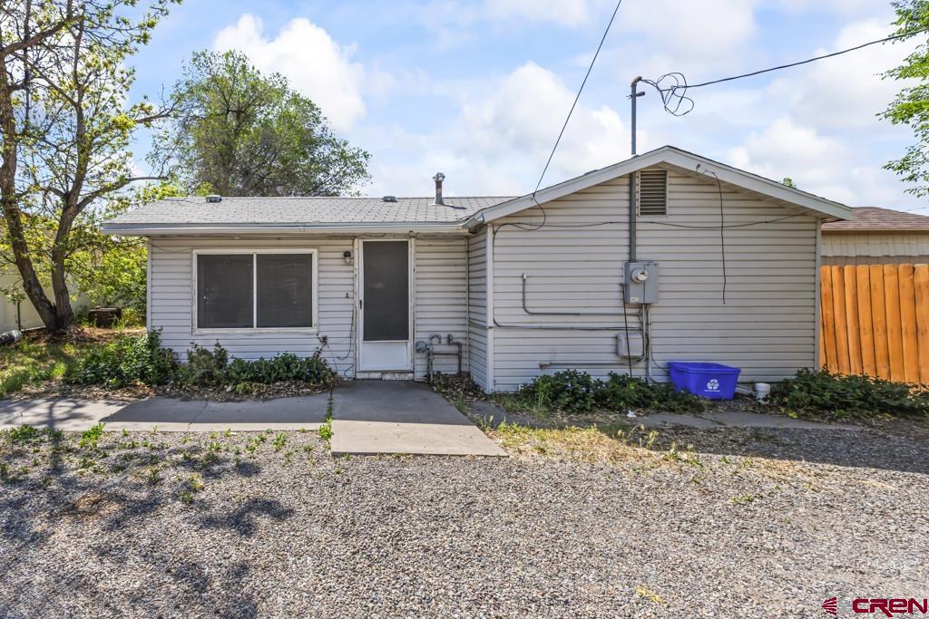 1011 S 5th Street Property Photo 4