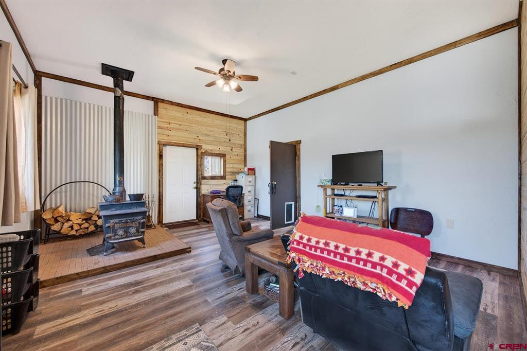 68327 Highway 50 Property Photo 2