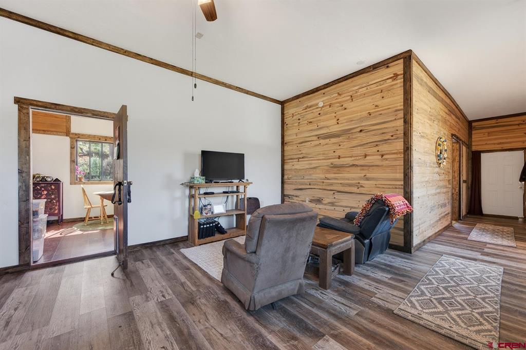 68327 Highway 50 Property Photo 5