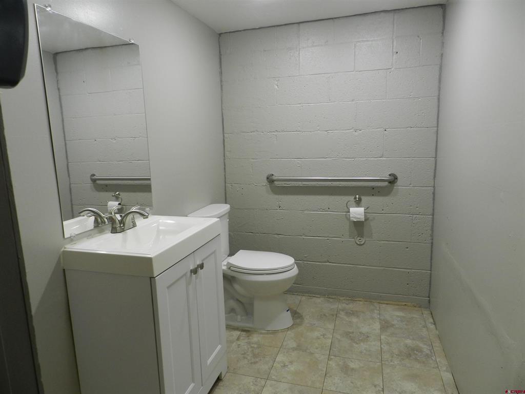 202 E Main Street Property Photo 20