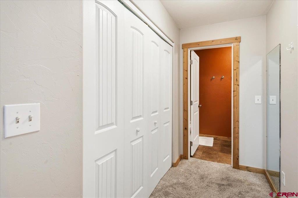 520 Redcliff Circle Property Photo 9
