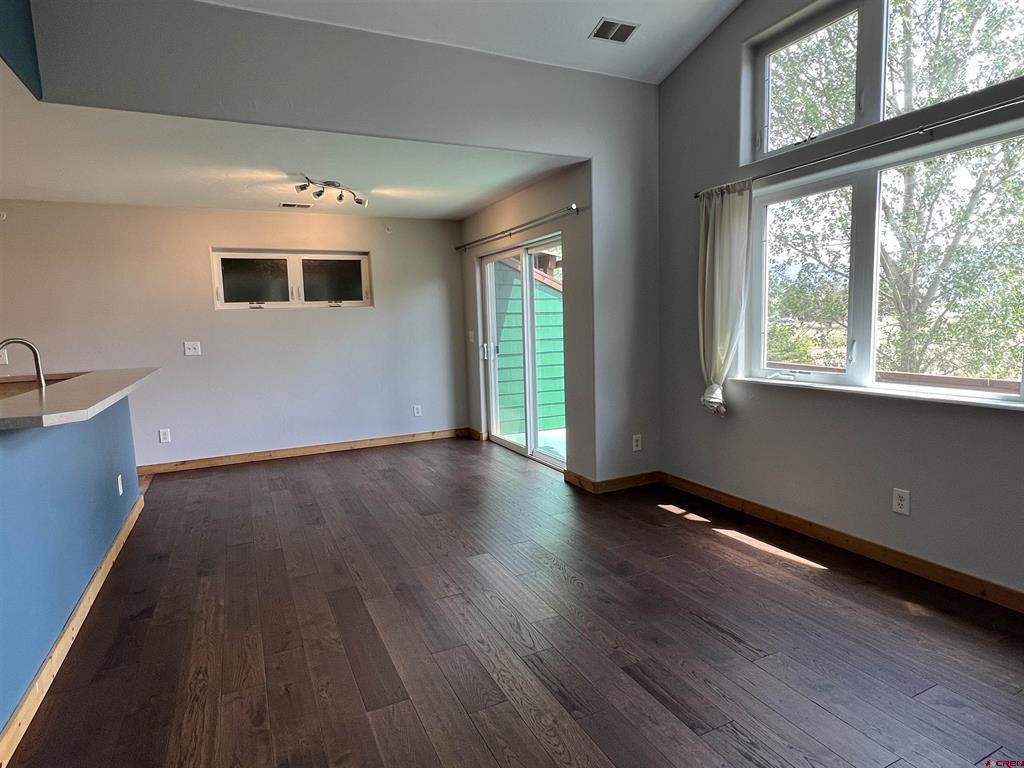 520 Redcliff Circle Property Photo 34