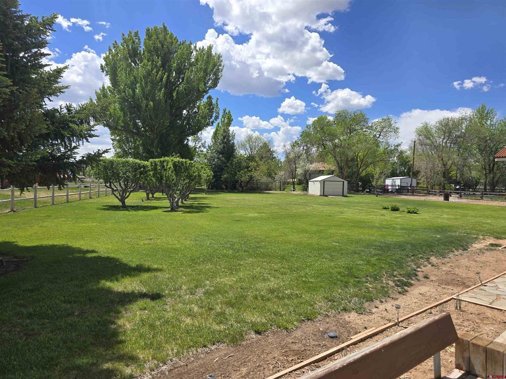 63046 Spring Creek Road Property Photo 4