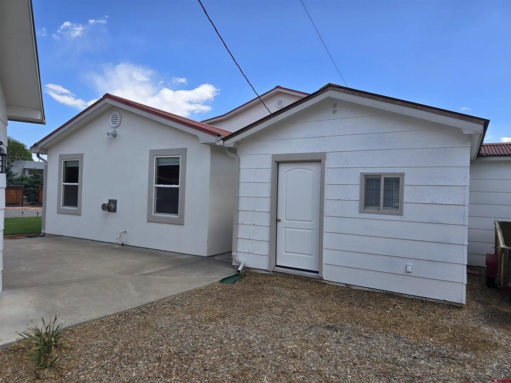 63046 Spring Creek Road Property Photo 9