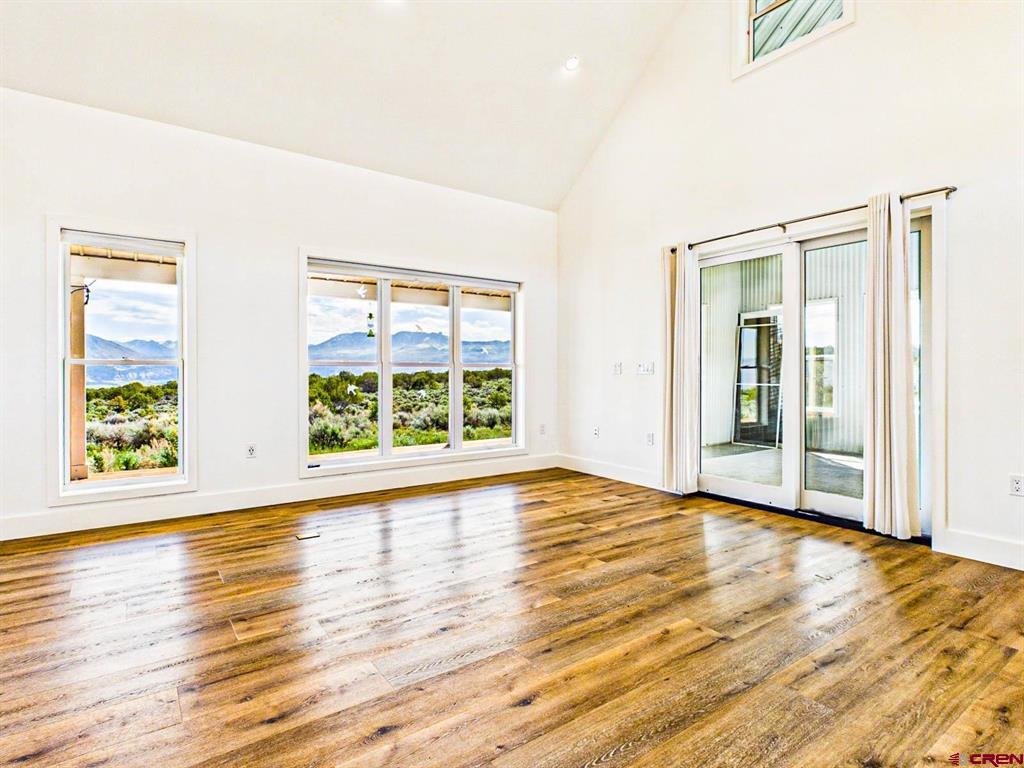3530 Black Canyon Road Property Photo 15