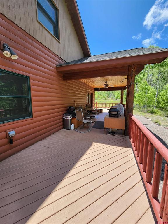 421 Elk Meadow Run Property Photo 8
