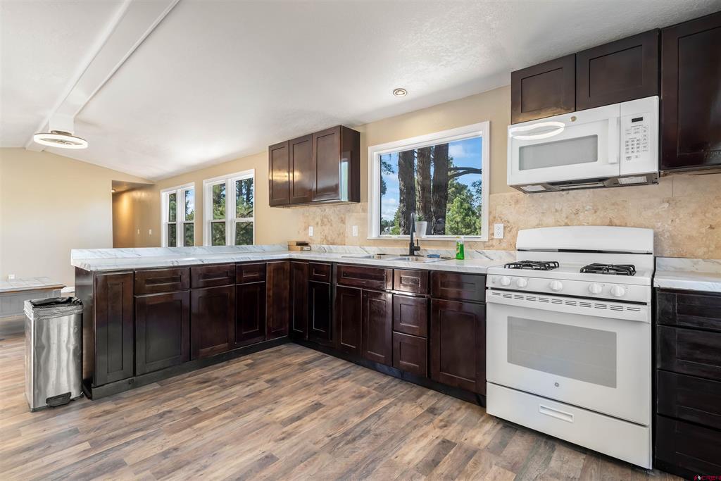 368 Fireside Street Property Photo 5