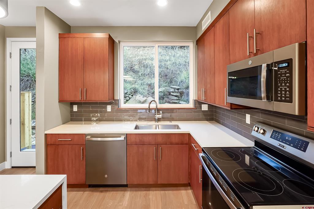 760 Goeglein Gulch Road Property Photo 13
