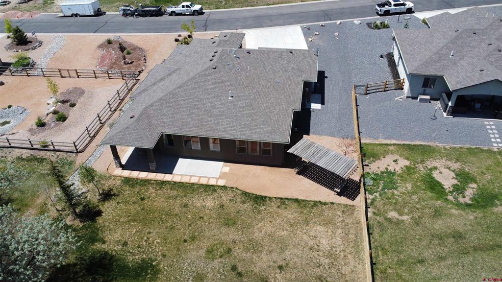 545 Se Stonebridge Drive Property Photo 9