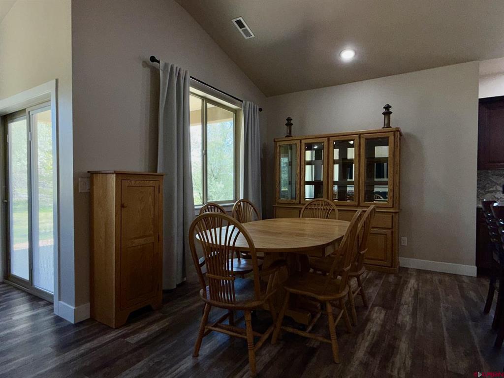 545 Se Stonebridge Drive Property Photo 16