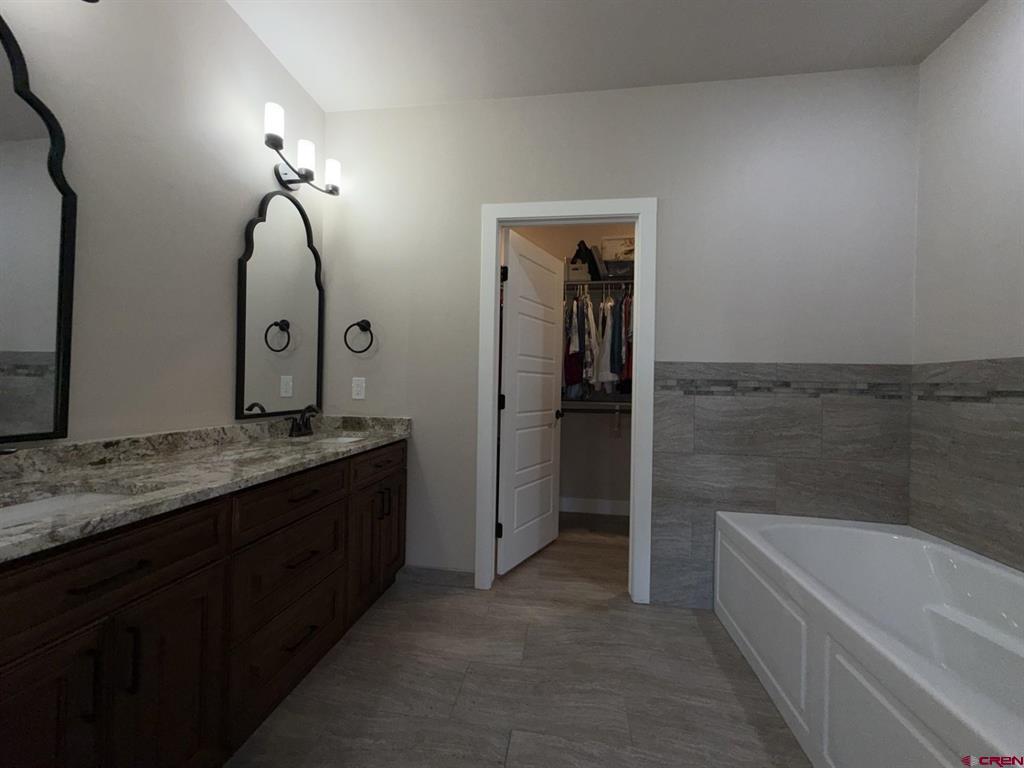 545 Se Stonebridge Drive Property Photo 25