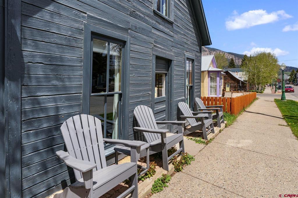 21 Elk Avenue Property Photo 35