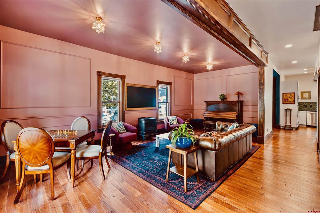645 2nd Street Property Photo 5