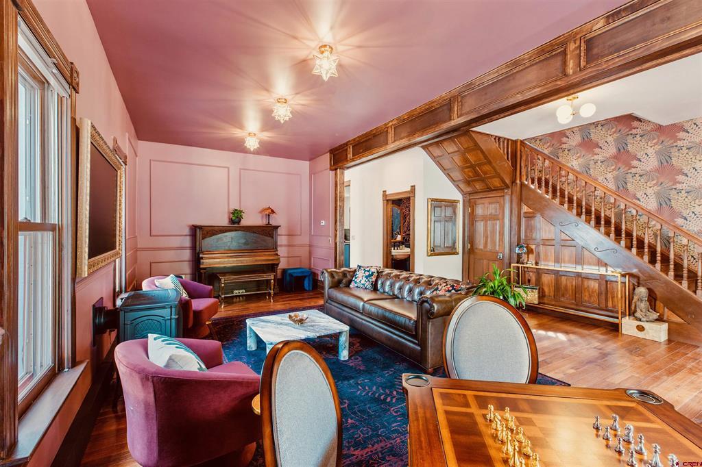 645 2nd Street Property Photo 6