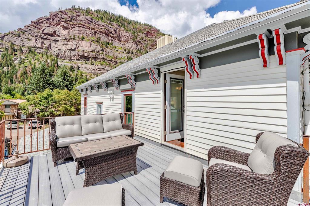 645 2nd Street Property Photo 26